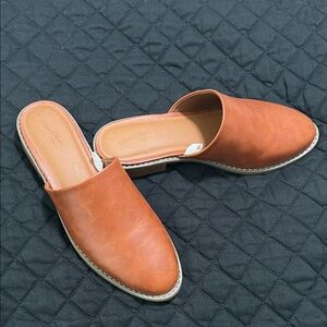 Women’s Tan Leather Slip-On Shoes
